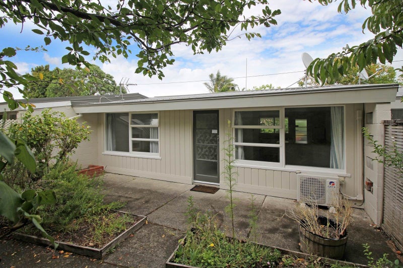 2/36 Jutland Road, Hauraki, Auckland - Carousel 1