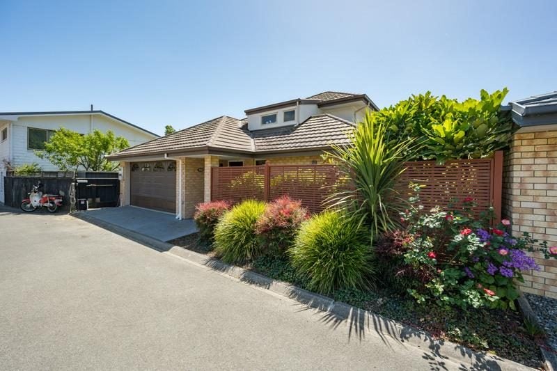2 Lancewood Way, The Wood, Nelson - Carousel 1
