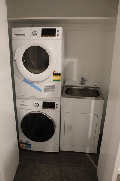 2A Manor Place, Dunedin Central, Dunedin - Carousel 13