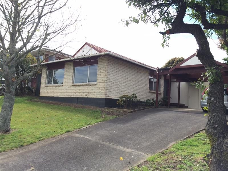 34 Priestley Drive, Bucklands Beach, Auckland - Carousel 1