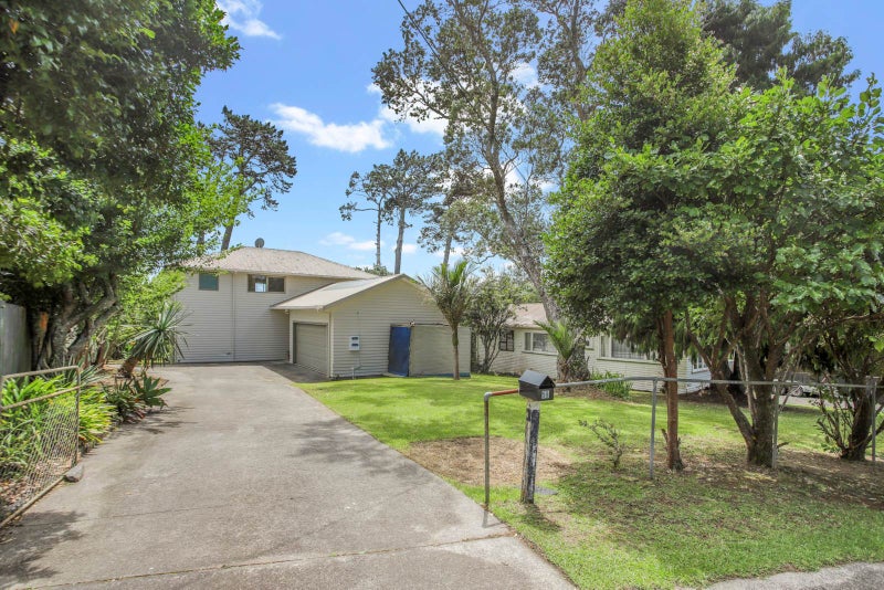 58 Victory Road, Laingholm, Auckland - Carousel 2