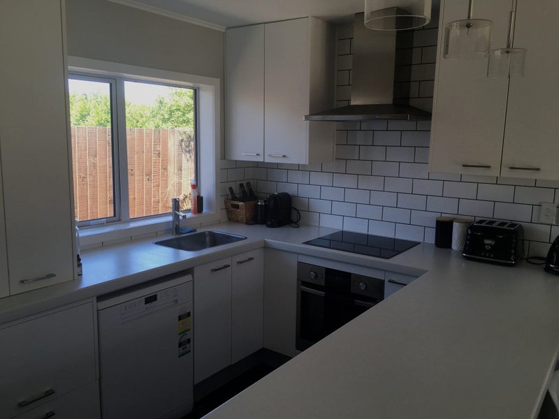 25 Bourne Crescent, Papanui, Christchurch - Carousel 2