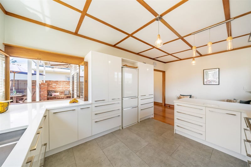 7 Thornycroft Avenue, Epuni, Lower Hutt - Carousel 2