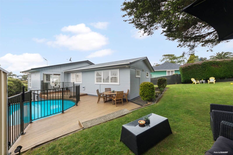 9 Jasmine Place, Blockhouse Bay, Auckland - Carousel 1