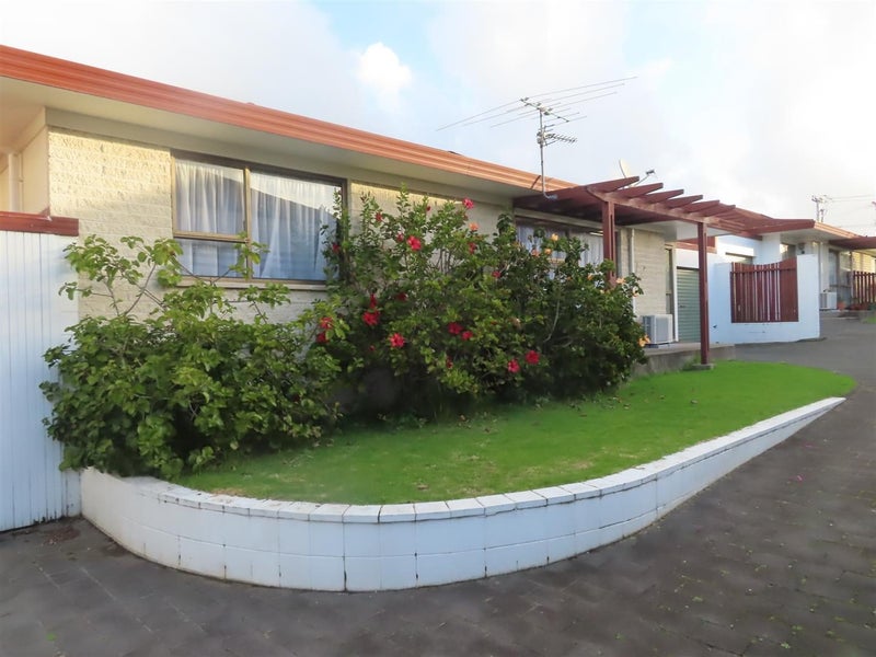 2/146 Bucklands Beach Road, Bucklands Beach, Auckland - Carousel 1