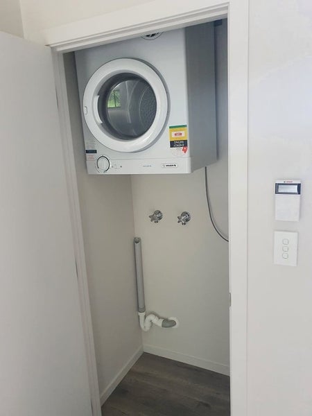 16 Jaspers Way, Huntington, Hamilton - Carousel 15