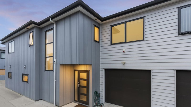 2D Millen Avenue, Pakuranga, Auckland - Carousel 1