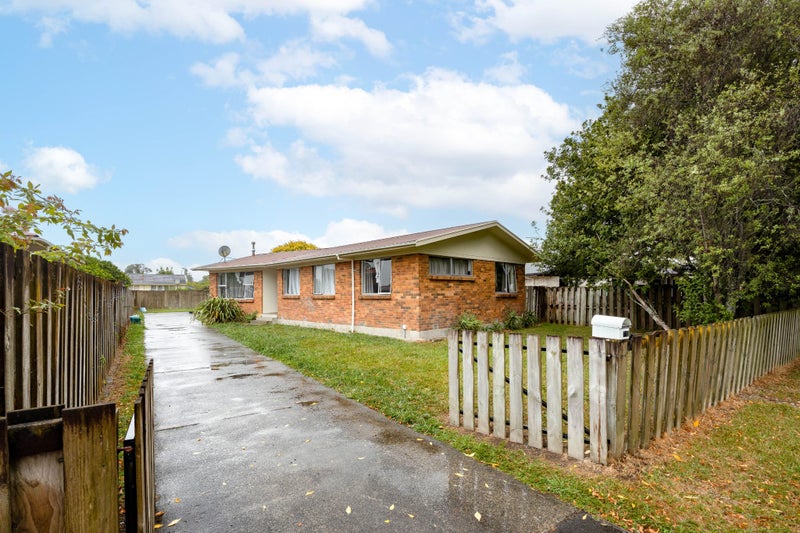 10 Lovelock Place, Chartwell, Hamilton - Carousel 1