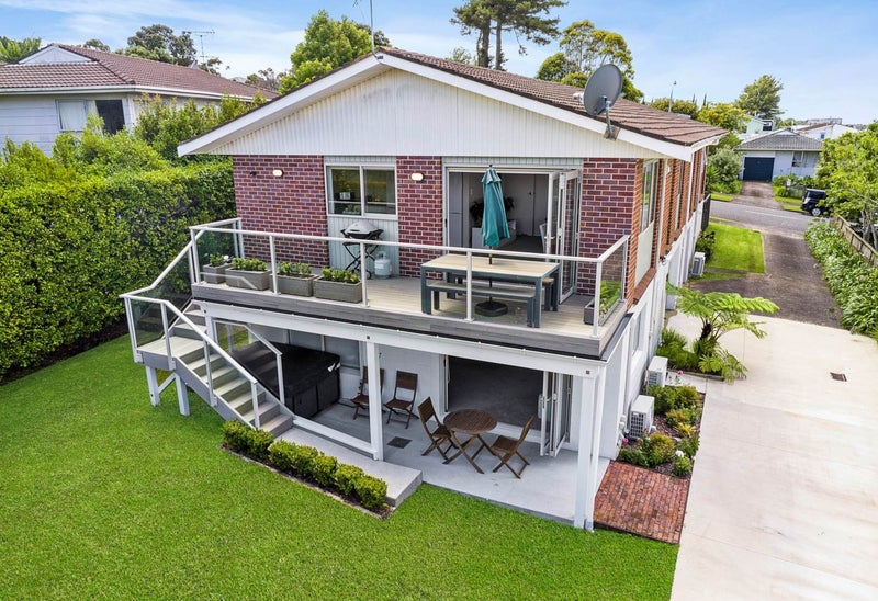 2/33 Swainston Road, St Johns, Auckland - Carousel 1