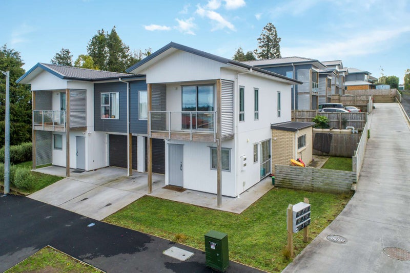 2/120 Mahoe Street, Melville, Hamilton - Carousel 1