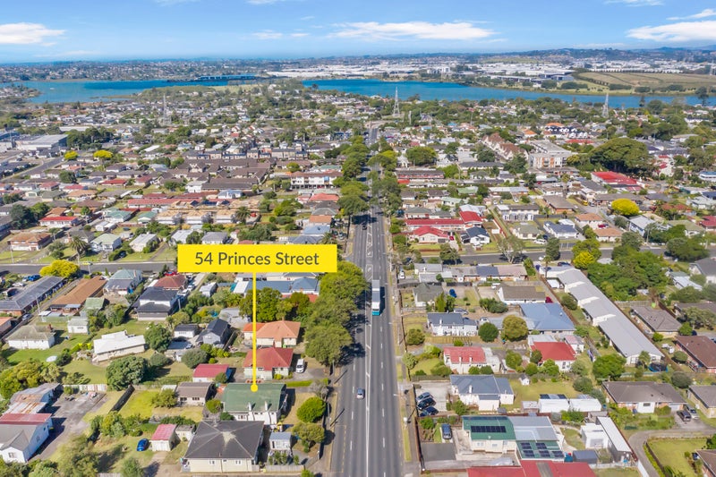 54 Princes Street, Otahuhu, Auckland - Carousel 2