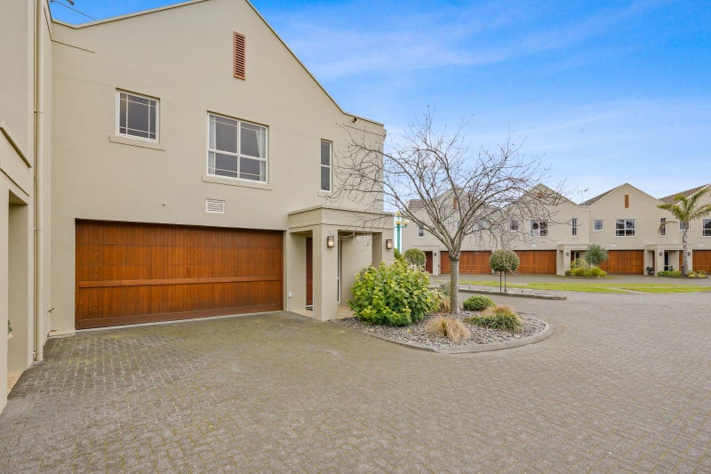 39 Nelson Quay, Ahuriri, Napier - Carousel 18
