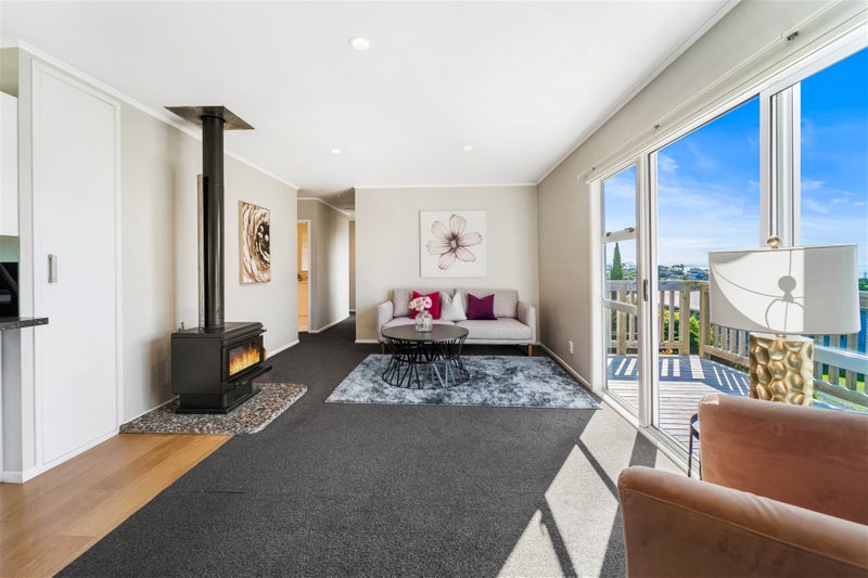 31 Scott Road, Stanmore Bay, Whangaparaoa - Carousel 2