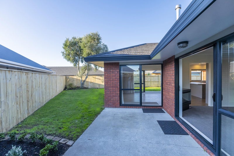 39 Consort Close, Paraparaumu Beach, Paraparaumu - Carousel 2