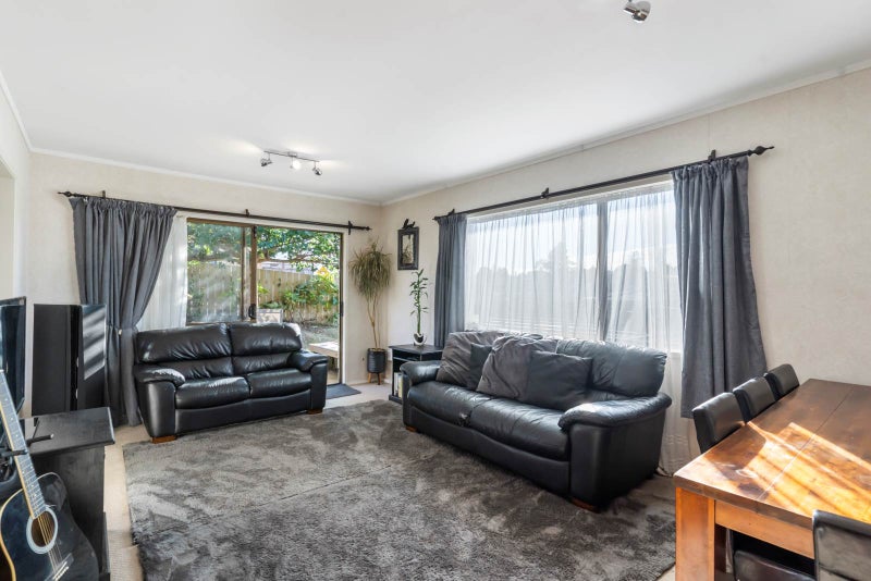 1/115 Wellington St, Howick, Manukau - Carousel 2