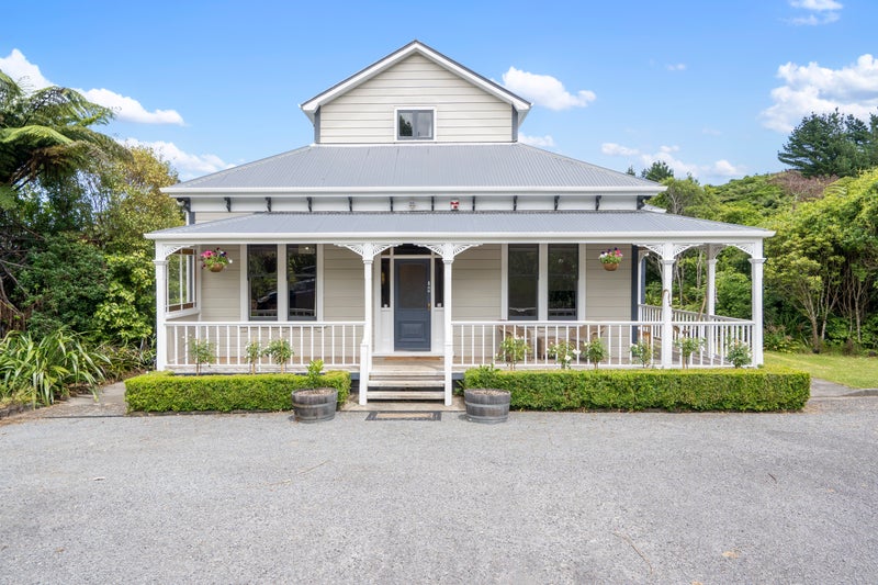 120 Kaitangata Crescent, Kelson, Lower Hutt - Carousel 1