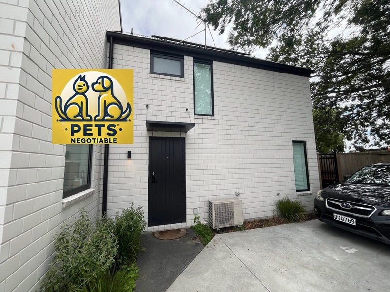 4/17 Hornbrook Street, Waltham, Christchurch - Carousel 1