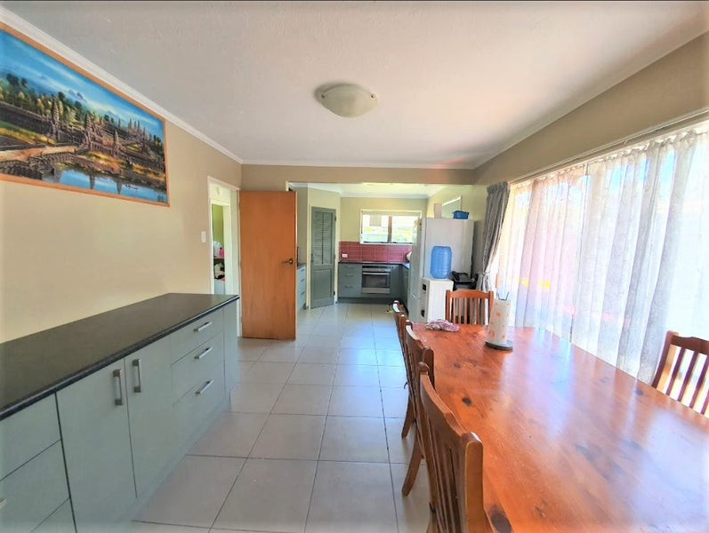 21 Mcenroe Grove, Naenae, Lower Hutt - Carousel 2