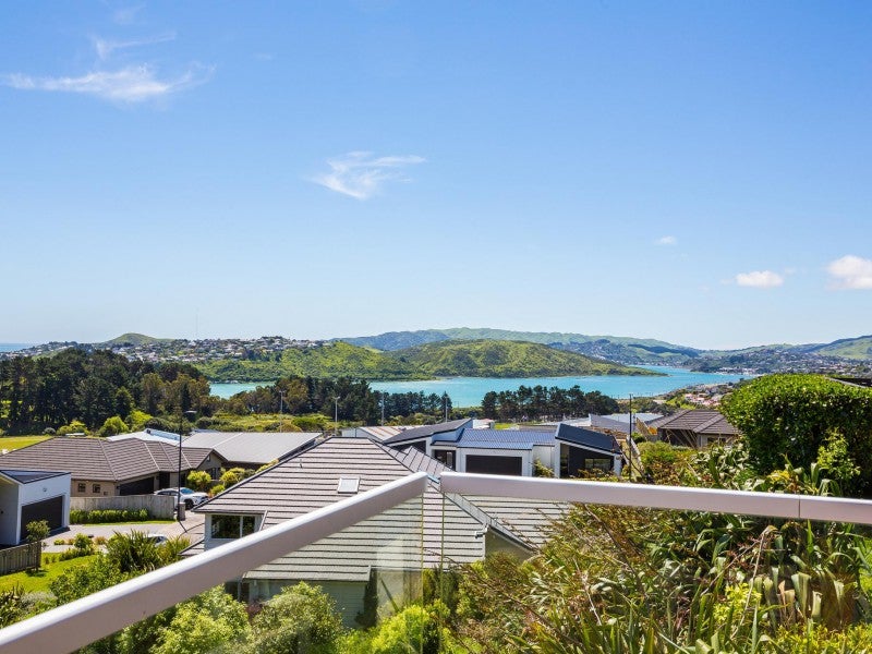 10 Hanmer Cove, Aotea, Porirua - Carousel 2