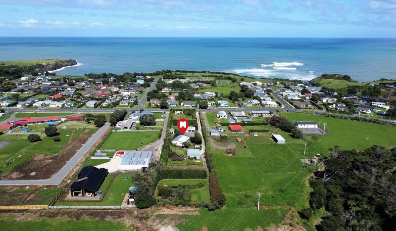 183 Tasman Street, Opunake - Carousel 27