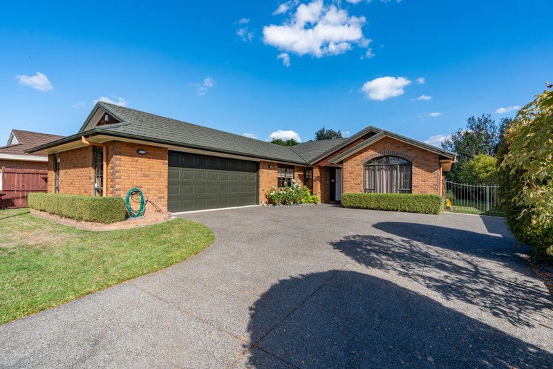 9 Montrose Crescent, Huntington, Hamilton - Carousel 39