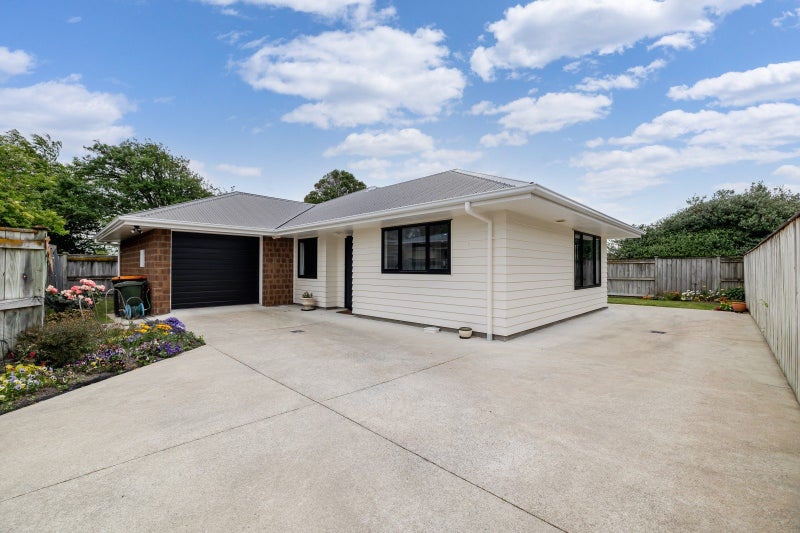 87A College Street, Awapuni, Palmerston North - Carousel 1