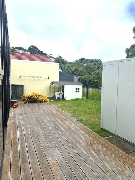 21 Endeavour Street, Lyall Bay, Wellington - Carousel 10