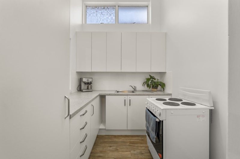 385E Devon Street West, Lynmouth, New Plymouth - Carousel 2