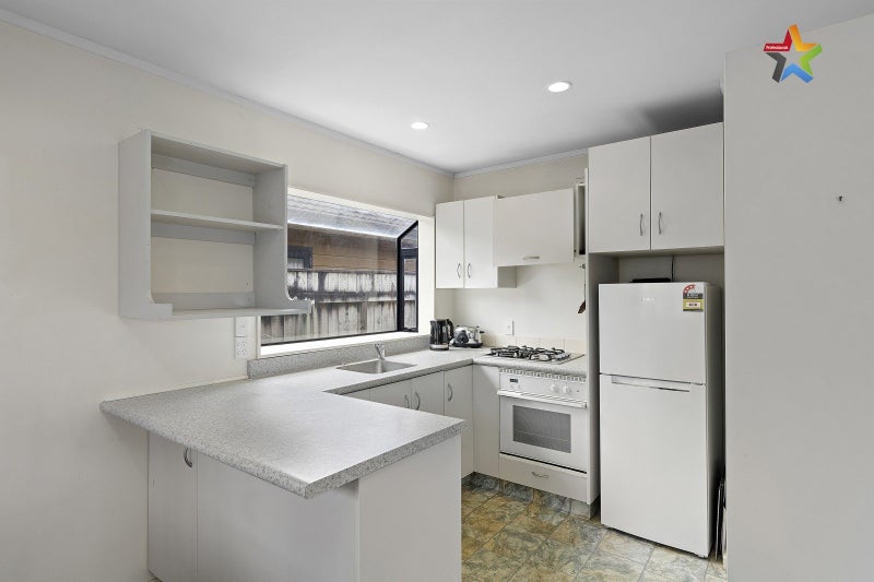 118A Richmond Street, Petone, Lower Hutt - Carousel 2