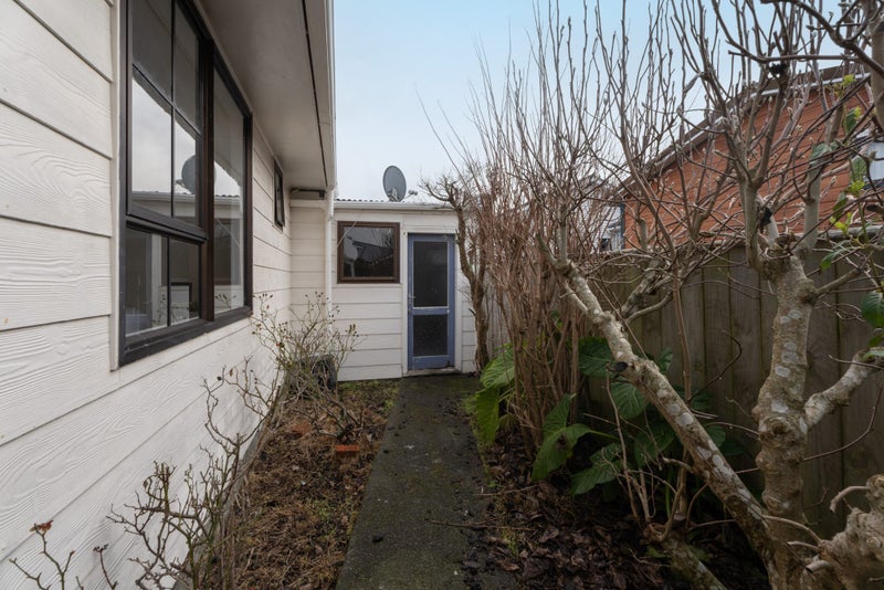 14A Trafalgar Street, Johnsonville, Wellington - Carousel 14