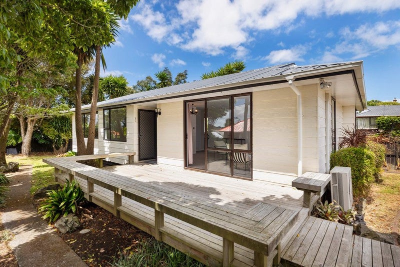 2/130 New Windsor Road, New Windsor, Auckland - Carousel 1