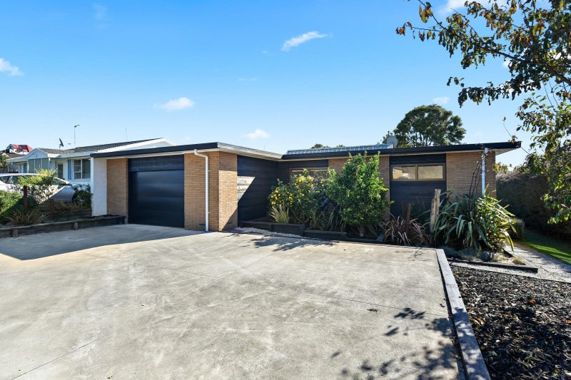 4 Leonard Place, Dinsdale, Hamilton - Carousel 2