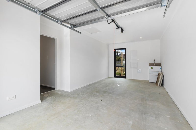 3/85A Atkinson Road, Titirangi, Auckland - Carousel 10