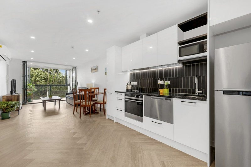 102/82 Jellicoe Road, Panmure, Auckland - Carousel 1