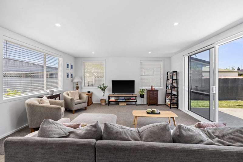 127A Taradale Road, Onekawa, Napier - Carousel 1