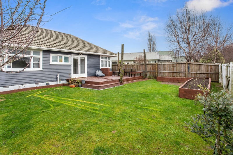 1/127 Vagues Road, Northcote, Christchurch - Carousel 2