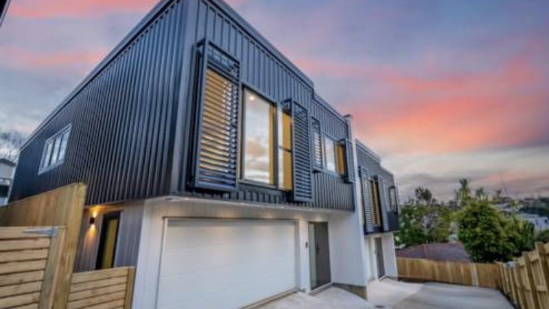 69B Chivalry Road, Glenfield, Auckland - Carousel 1