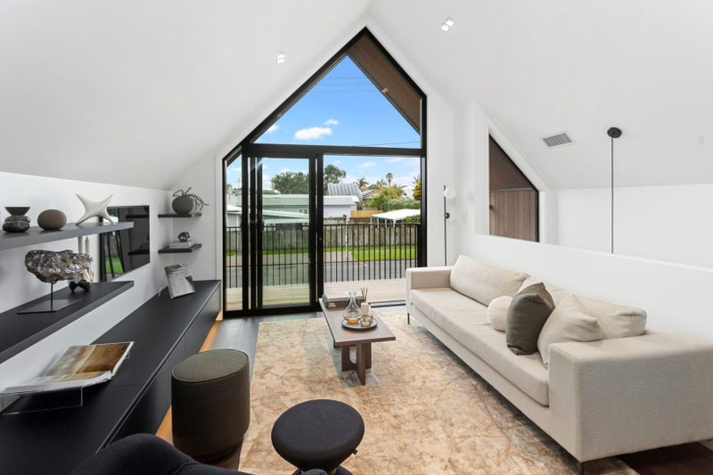 1B Creamer Avenue, Belmont, Auckland - Carousel 2