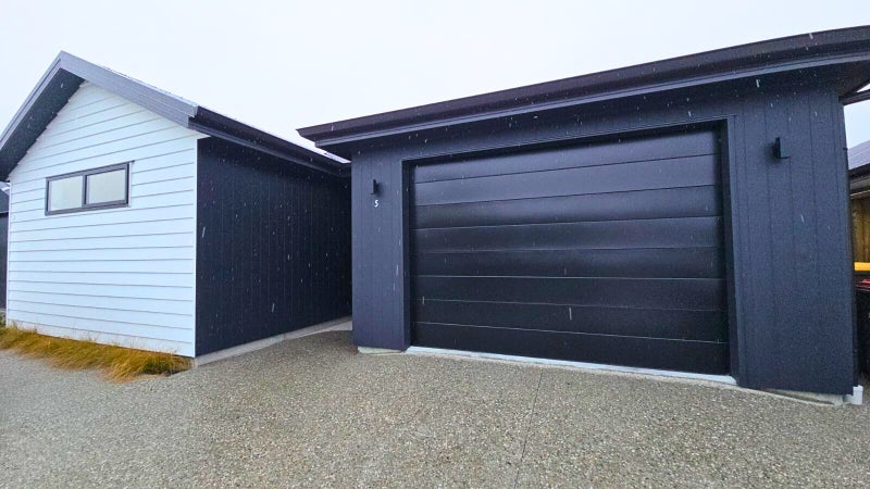 5 Waterfowl Road, Jacks Point, Queenstown - Carousel 2