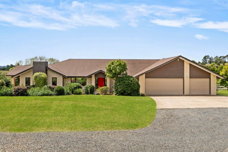 38 Korowai Rise, Ramarama, Drury - Carousel 1