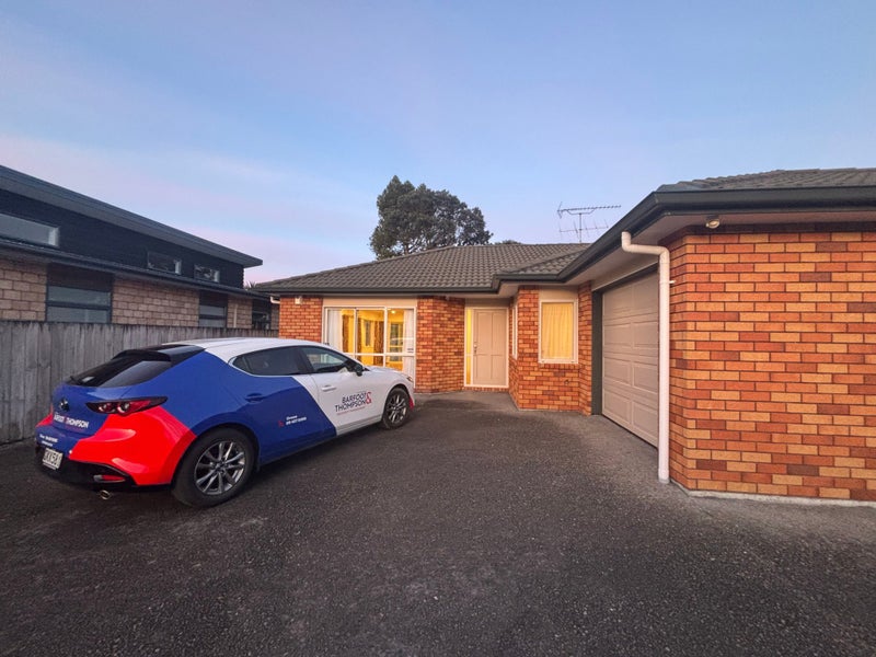 75 Ladies Mile, Manly, Whangaparaoa - Carousel 1