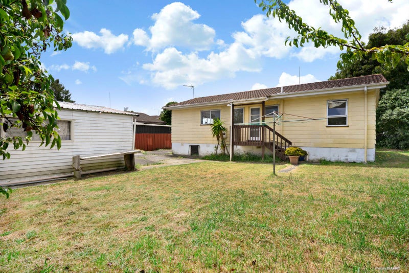 14 Jontue Place, Clover Park, Auckland - Carousel 2