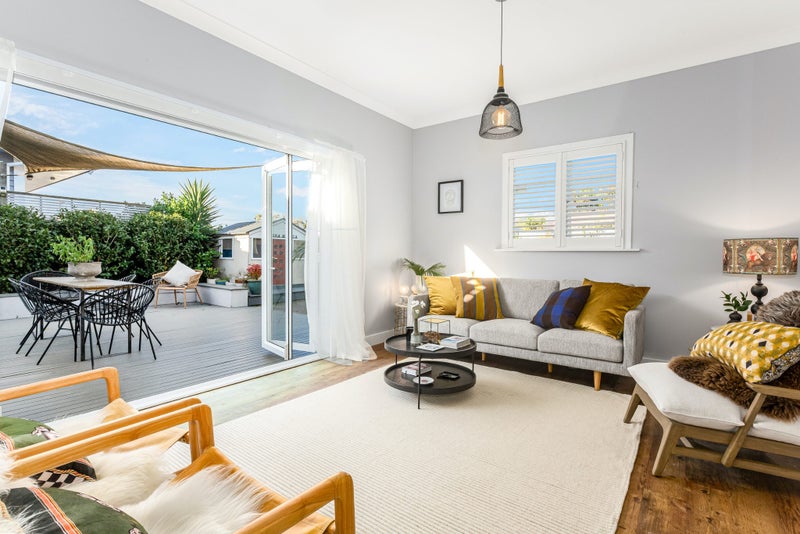 18 Cuba Street, Petone, Lower Hutt - Carousel 2