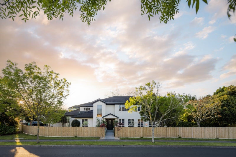 29 Huntington Drive, Huntington, Hamilton - Carousel 2