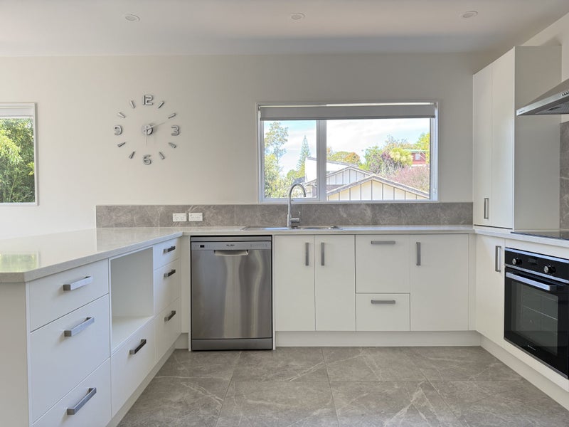 6 Halder Place, Torbay, Auckland - Carousel 1