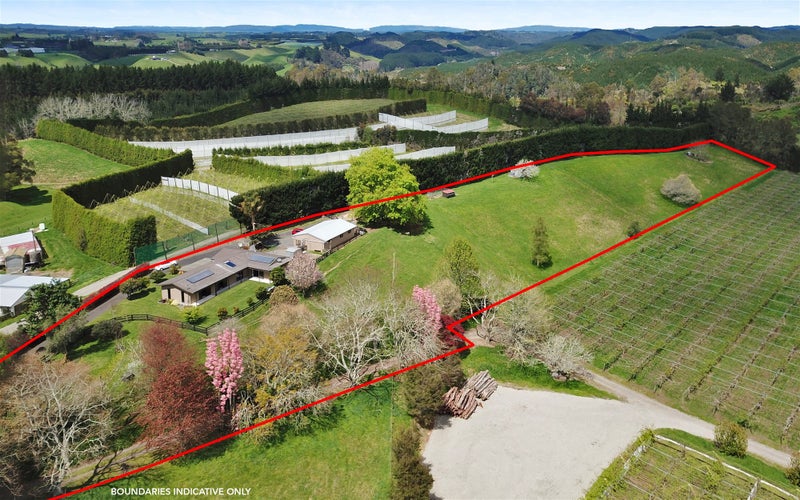 809 State Highway 33, Te Puke - Carousel 1