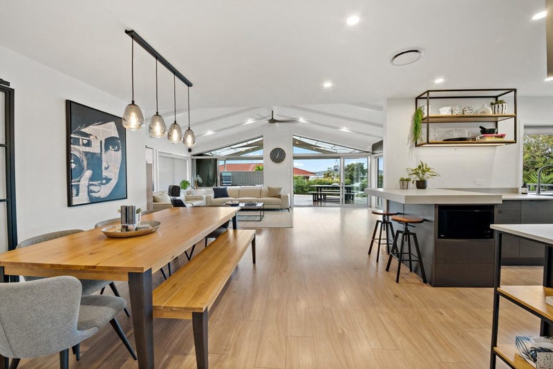 46 Church Road, Mangere Bridge, Auckland - Carousel 2