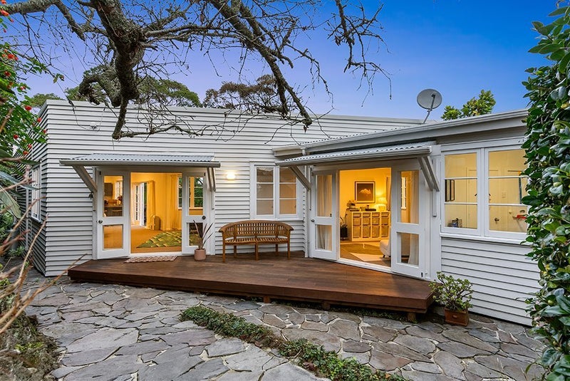 12 Herringson Avenue, Grey Lynn, Auckland - Carousel 2