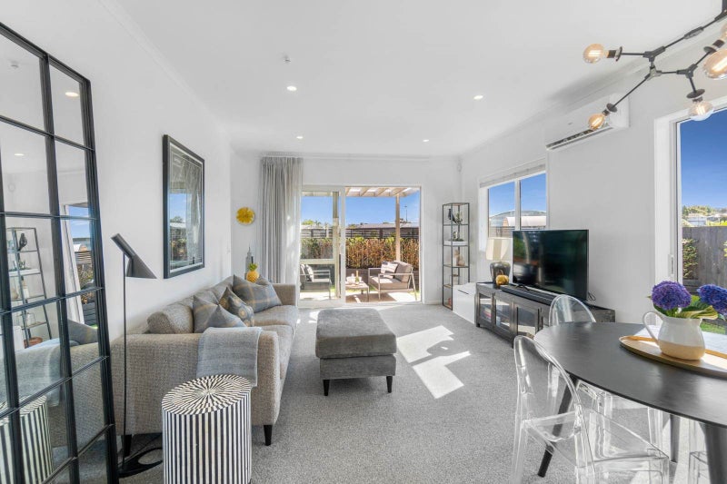 12 Parbhubhai Makan Lane, Glen Innes, Auckland - Carousel 2