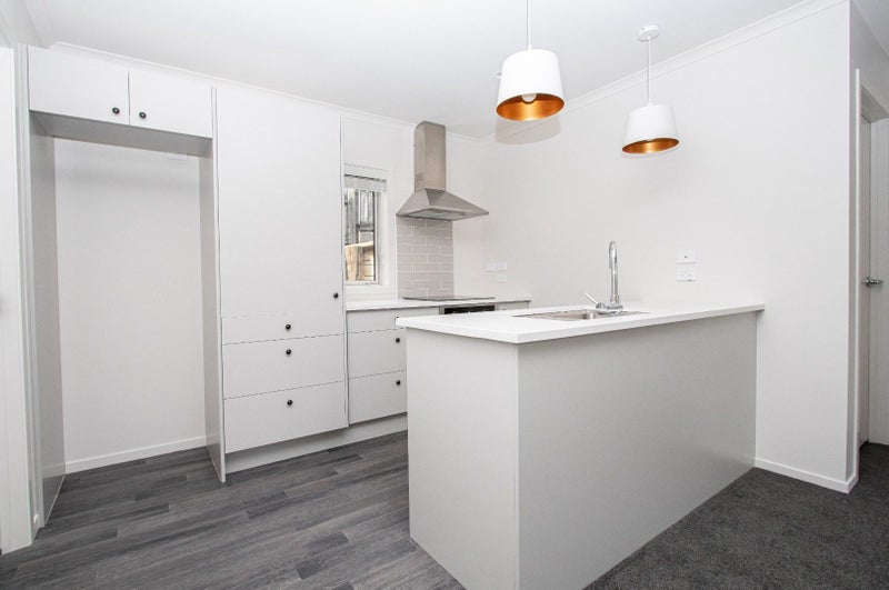 4/18 Rothwell Street, Dinsdale, Hamilton - Carousel 2